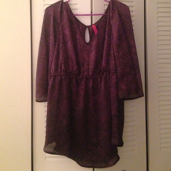 Semi see-through purple top 💜