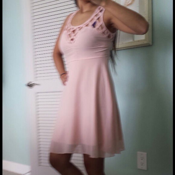 Peach Dress empire waist caged back - Picture 2 of 4