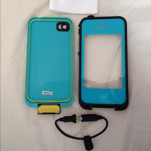 iPhone 4/4s Lifeproof case