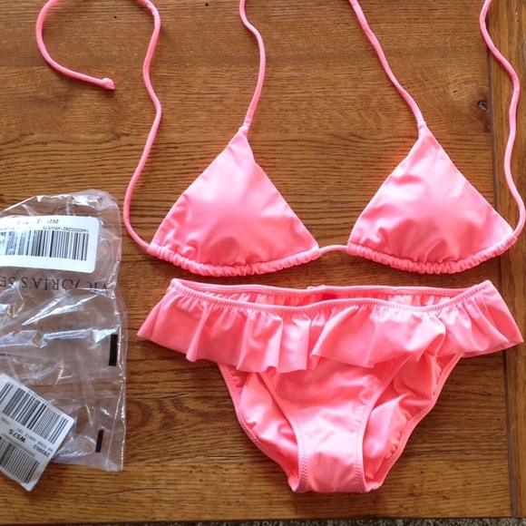 Victoria's Secret Other - NEW Victoria's Secret coral bikini size sm