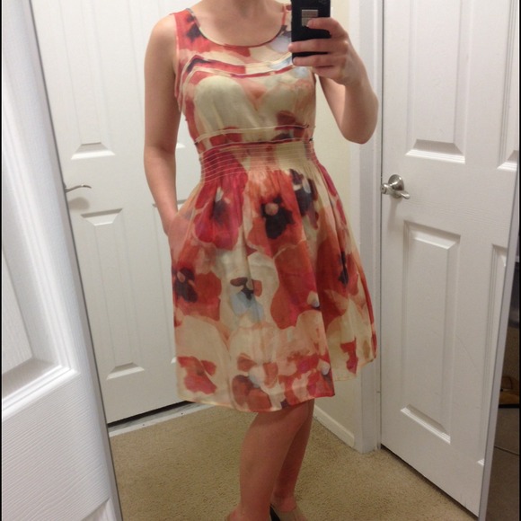  SOLD  Tahari floral print dress - Picture 3 of 4