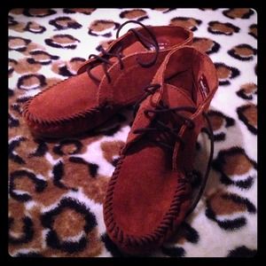 Minnetonka Moccasins (camel colored)