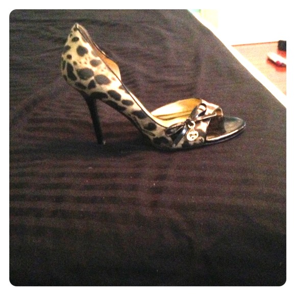 Guess heels - Picture 1 of 4