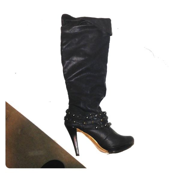 Leather boots