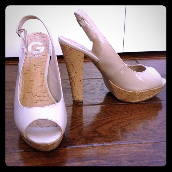 🎈SOLD🎈Nude and cork peep toe sling backs!