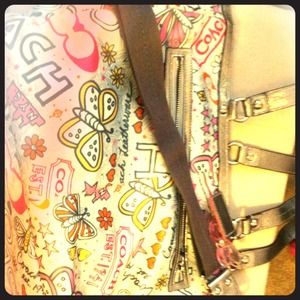 Diaper bag w changing pad
