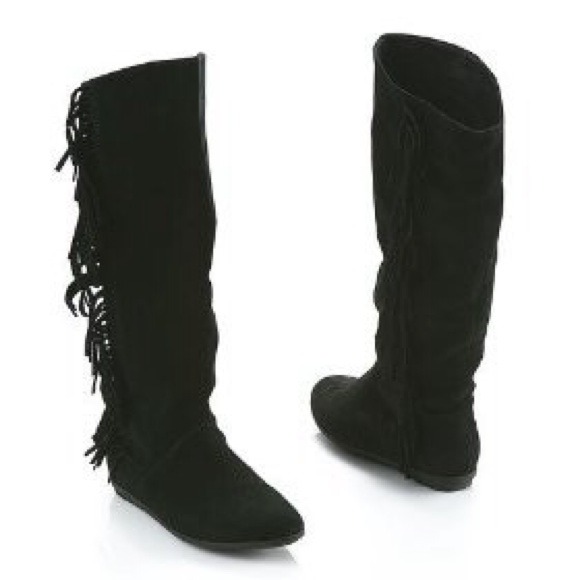 Black suede fringe boots - Picture 1 of 3
