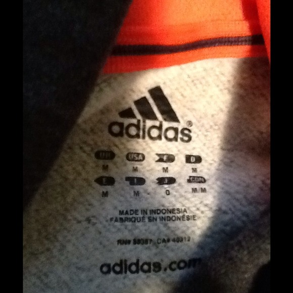 🚫SOLD🚫💜ADIDAS hoody💜 - Picture 2 of 2