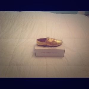 Steve Madden gold oxfords $23 PP