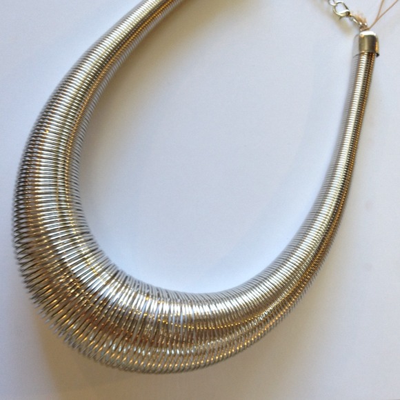 Future space necklace