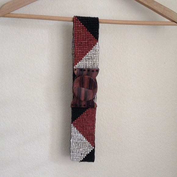 🎉HP🎉 Beaded Belt BNWOT! - Picture 2 of 3