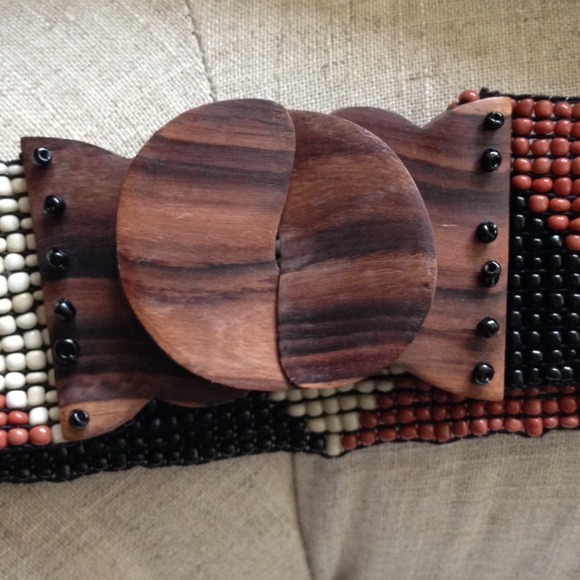 🎉HP🎉 Beaded Belt BNWOT! - Picture 3 of 3