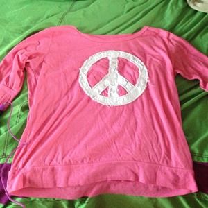 Pink peace shirt