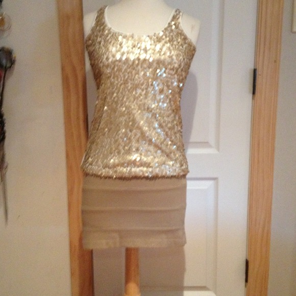 Sequence Tank and mat gold skirt