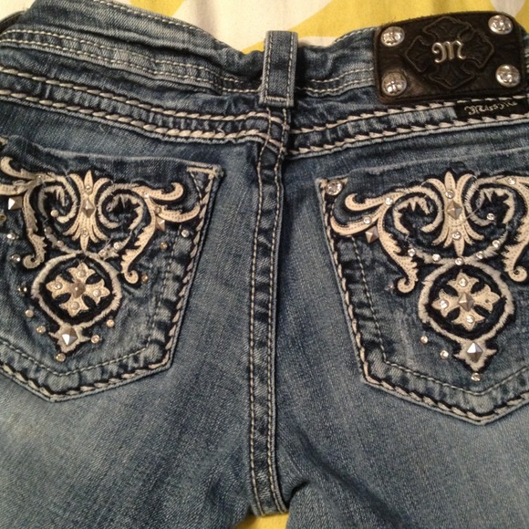 SIZE 27 MISS ME JEANS