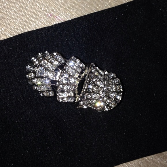 Knuckle ring