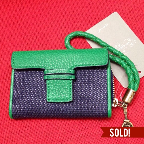 🚫SOLD🚫Anthropologie mini Tennis charm wallet 🍀