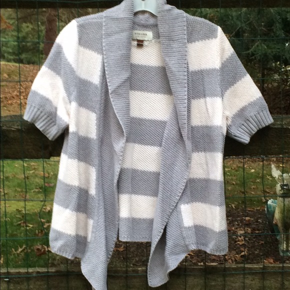 Sweater - Picture 1 of 1