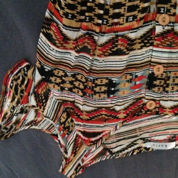 SOLD LOCALLY⚡️Aztec dress - Picture 2 of 3