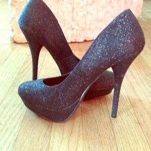 Black glitter heels, New never worn