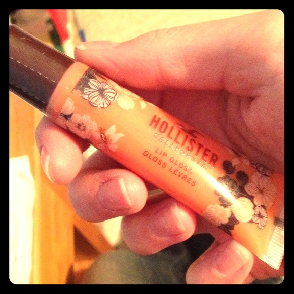 🌜 REDUCED 🌜Hollister Lip Gloss