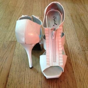 White heels, Good condition, Size 8