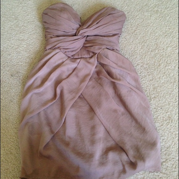 ⛔️⛔️⛔️SOLD⛔️⛔️⛔️Nude H&M gorgeous mini dress