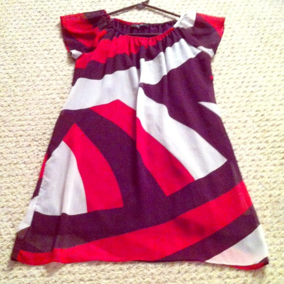 Abstract dress. Colors include red, white & purple - Picture 1 of 2