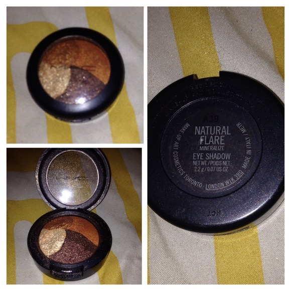🚫SOLD🚫MAC natural flare eyeshadow.
