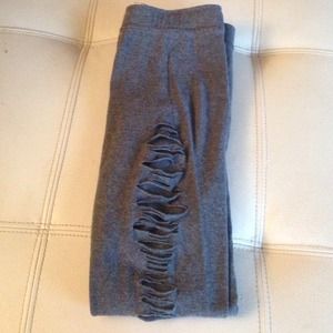 Hollister cloth Ripped leggings