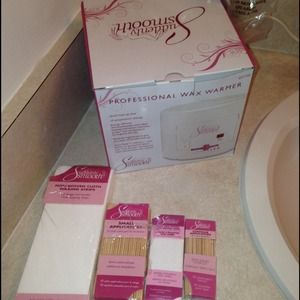 Suddenly smooth wax kit