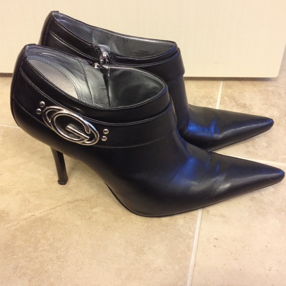Guess black leather booties. Worn out only once!