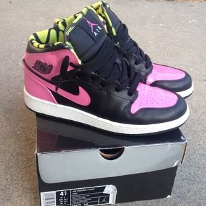 ✨REDUCED PRICE✨ Air Jordan 1 phat size 4.5