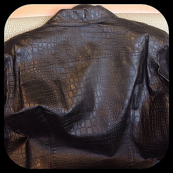 Croc embossed black leather jacket - Picture 4 of 4
