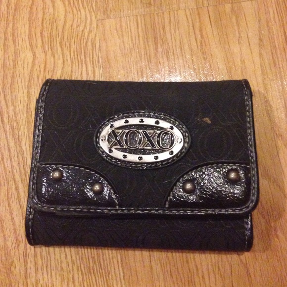 XOXO Black Wallet - Picture 1 of 3