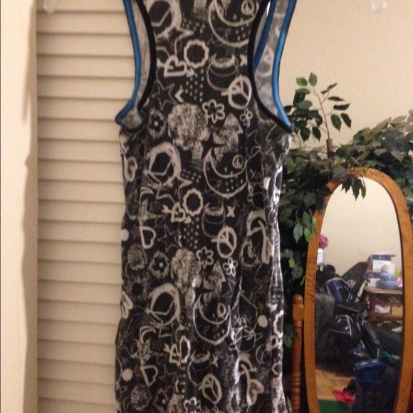 Miley Cyrus/Max Azria XL tank top - Picture 3 of 4