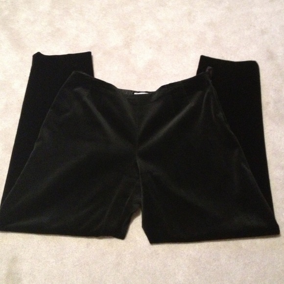 Pants - 🎀Final Reduction🎀 Velvet pants!