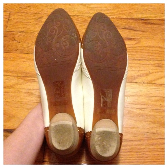 BUNDLED Stylish Oxford Flats - Picture 3 of 4