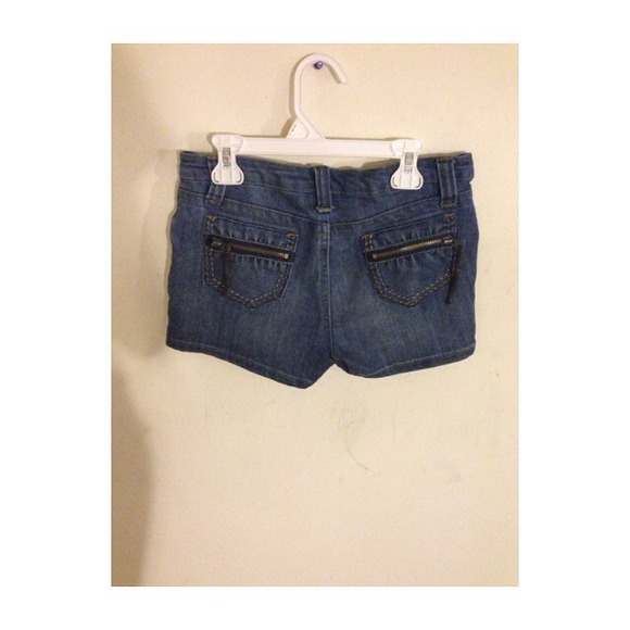 Shorts - Picture 2 of 2