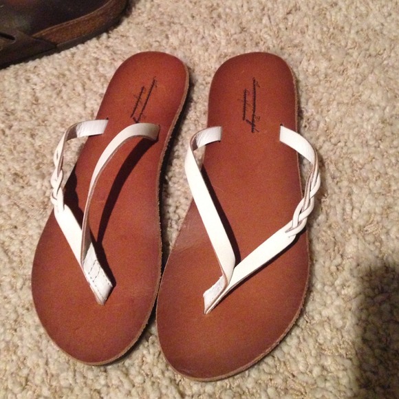New American eagle flip flops!
