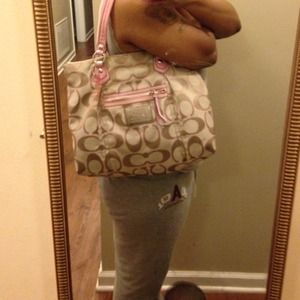 Authentic coach poppy