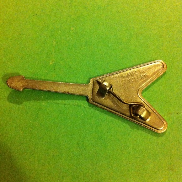 Vintage prince pin - Picture 2 of 2