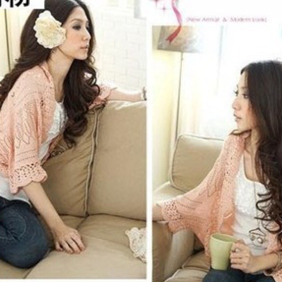 🎀Bundled for cathcc🎀 Delicate Pink & White shrug