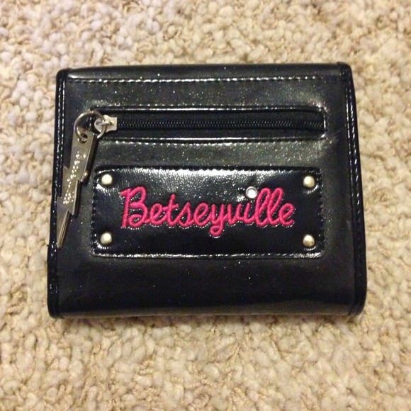 SOLD! - Picture 2 of 4