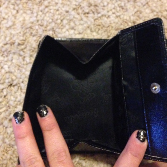 SOLD! - Picture 4 of 4