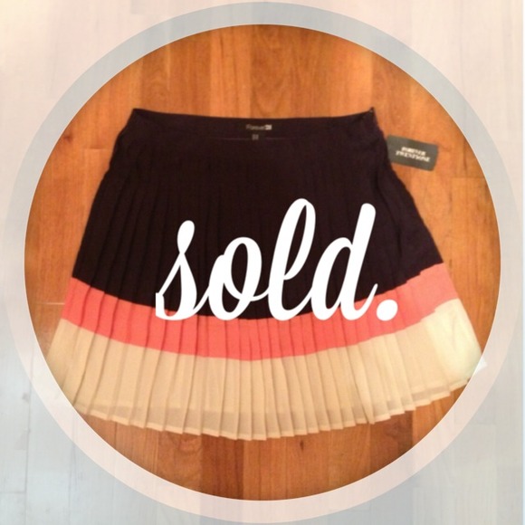 Forever 21 Dresses & Skirts - { HP } pleated schoolgirl skirt.