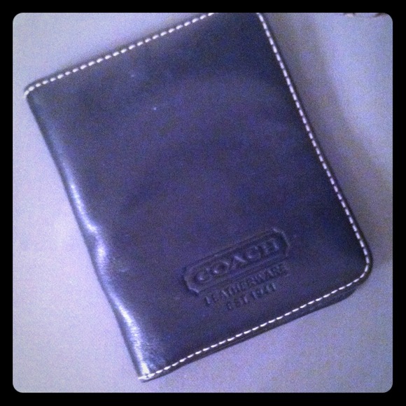 Authentic Coach card/ID wallet