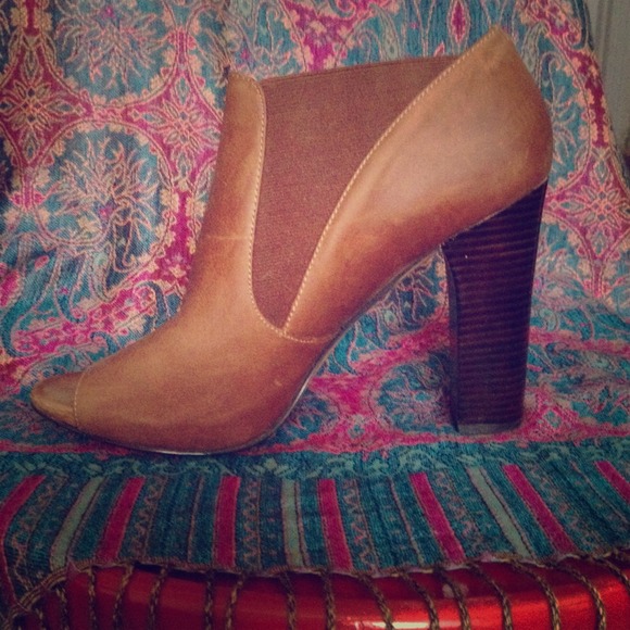 Brown Open-Toe Heals