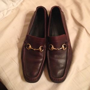 Authentic Gucci loafers size 8B....great condition