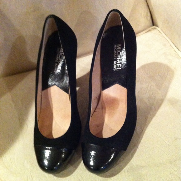 📛SOLD📛Michael Kors heels